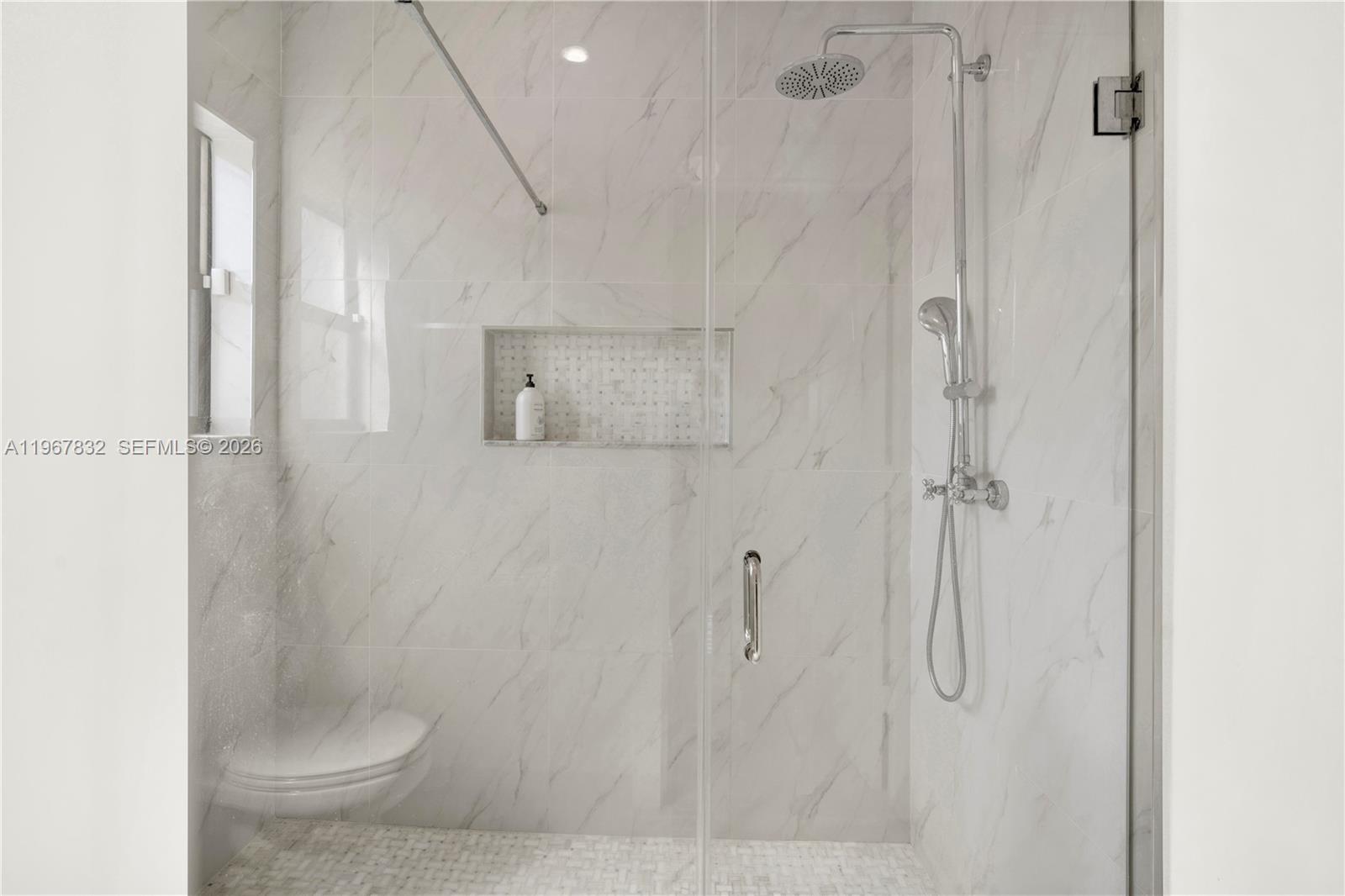 VILHEN DRIVE ESTATES - Residential