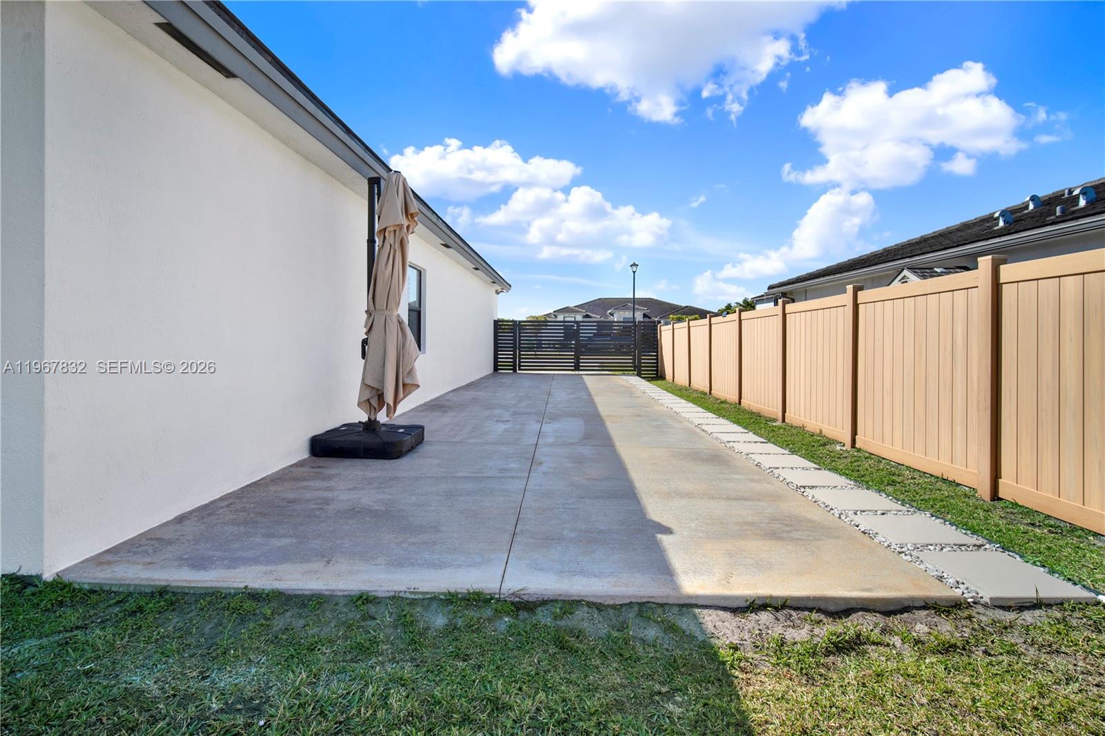 VILHEN DRIVE ESTATES - Residential