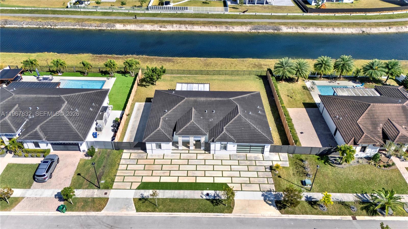 VILHEN DRIVE ESTATES - Residential