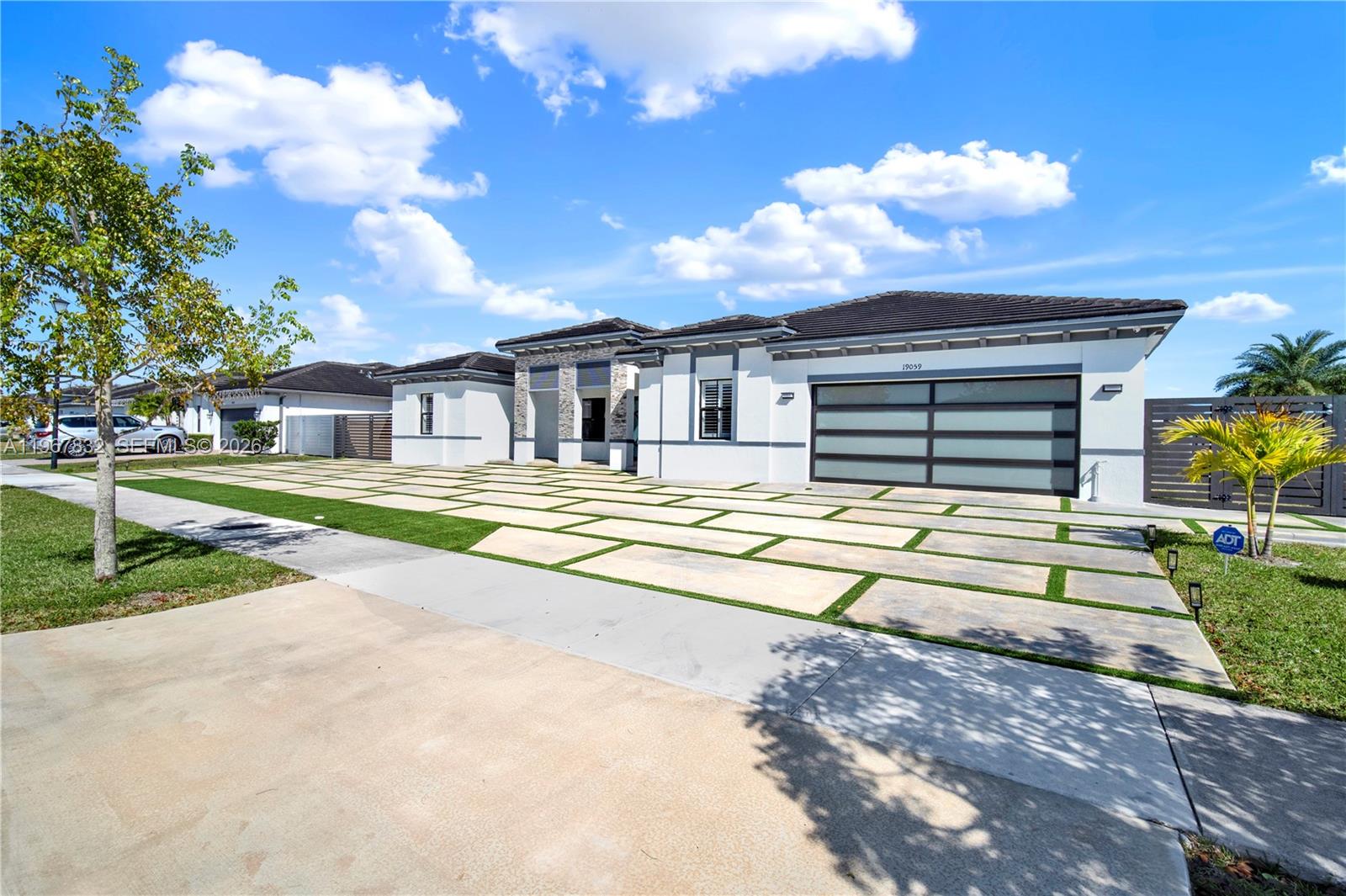 VILHEN DRIVE ESTATES - Residential