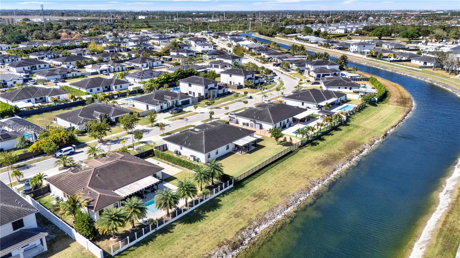 VILHEN DRIVE ESTATES - Residential