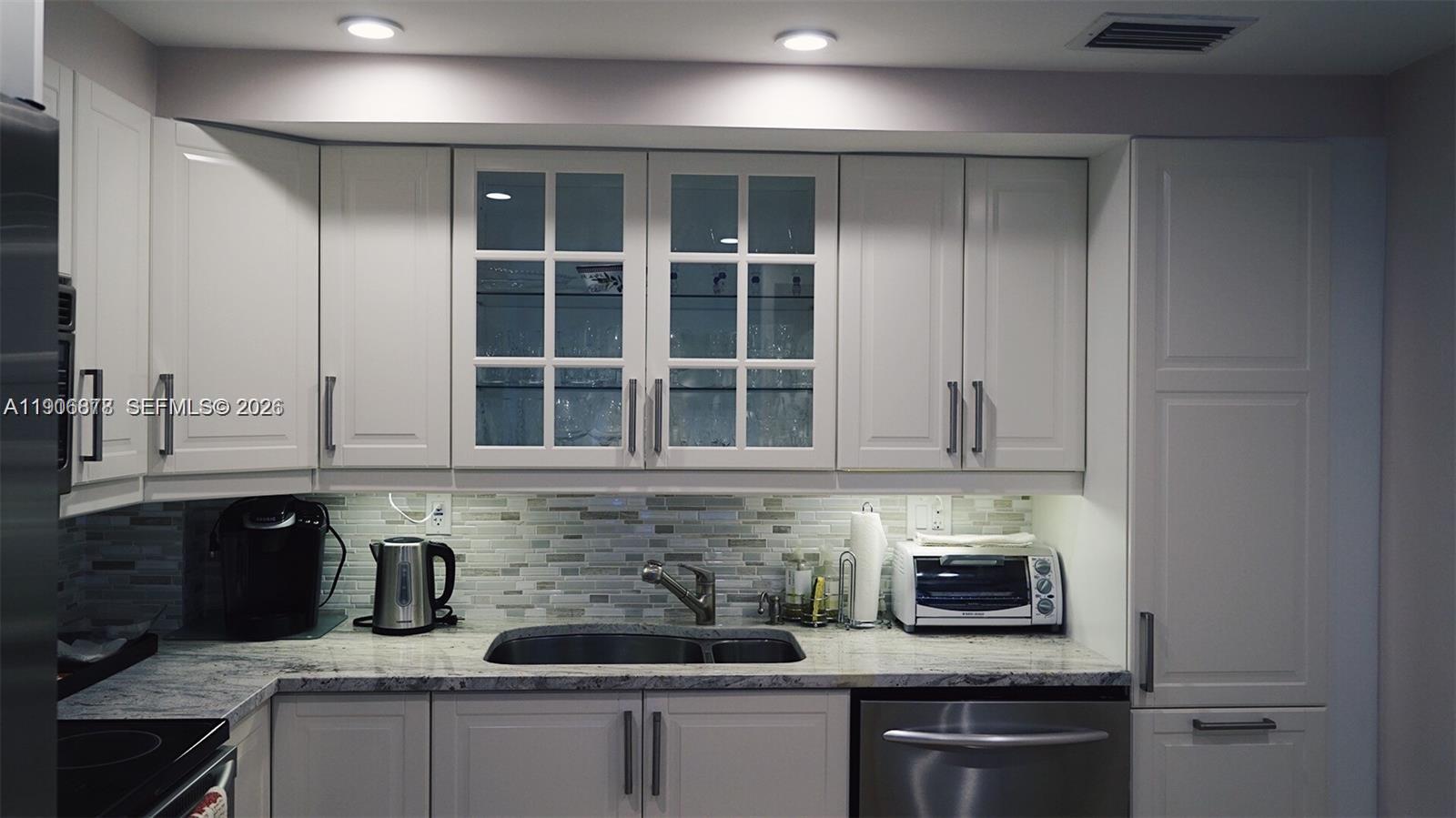 THE CLIPPER AT BISC COVE - Residential