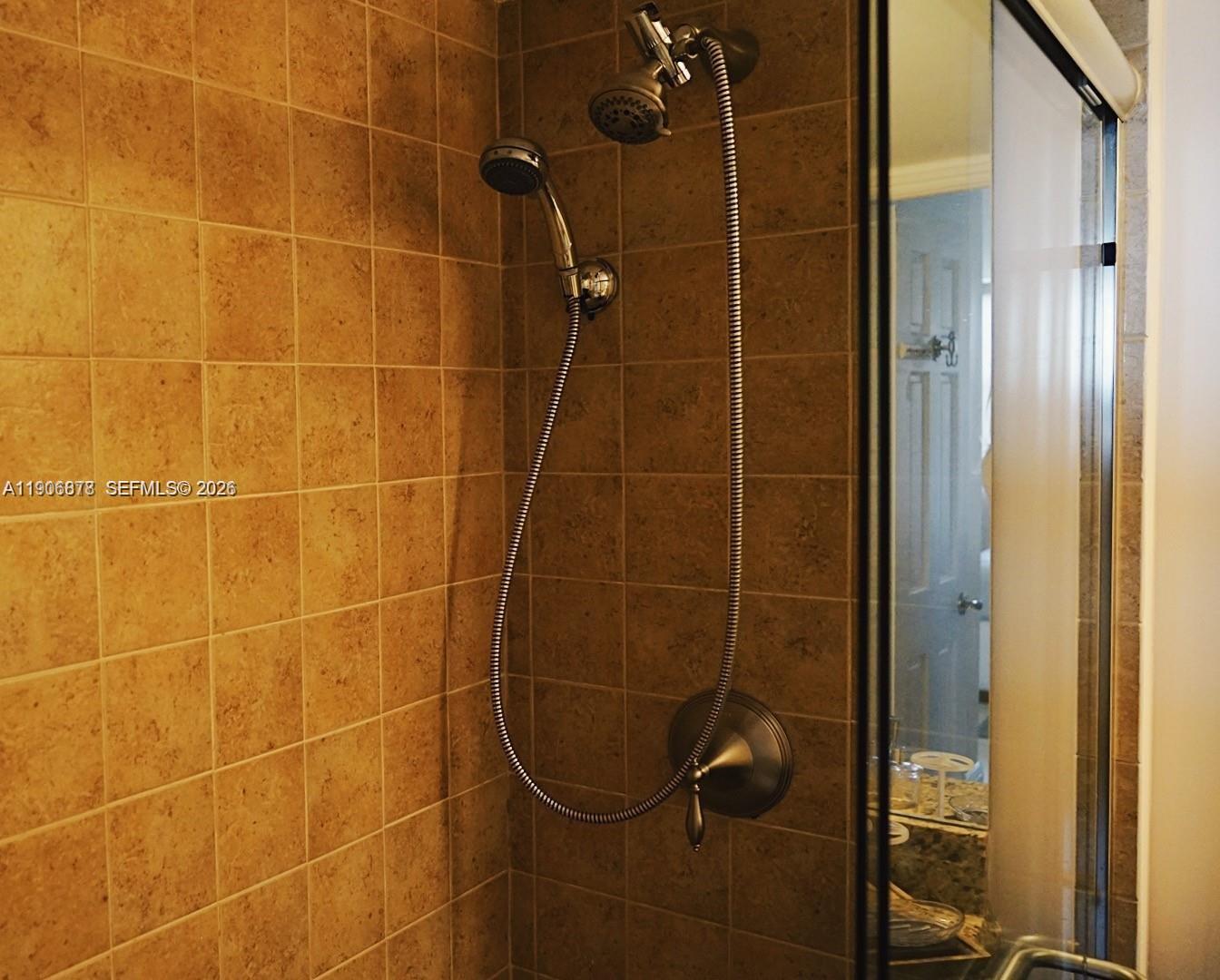 THE CLIPPER AT BISC COVE - Residential