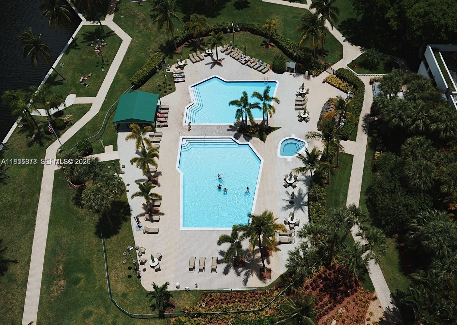 THE CLIPPER AT BISC COVE - Residential