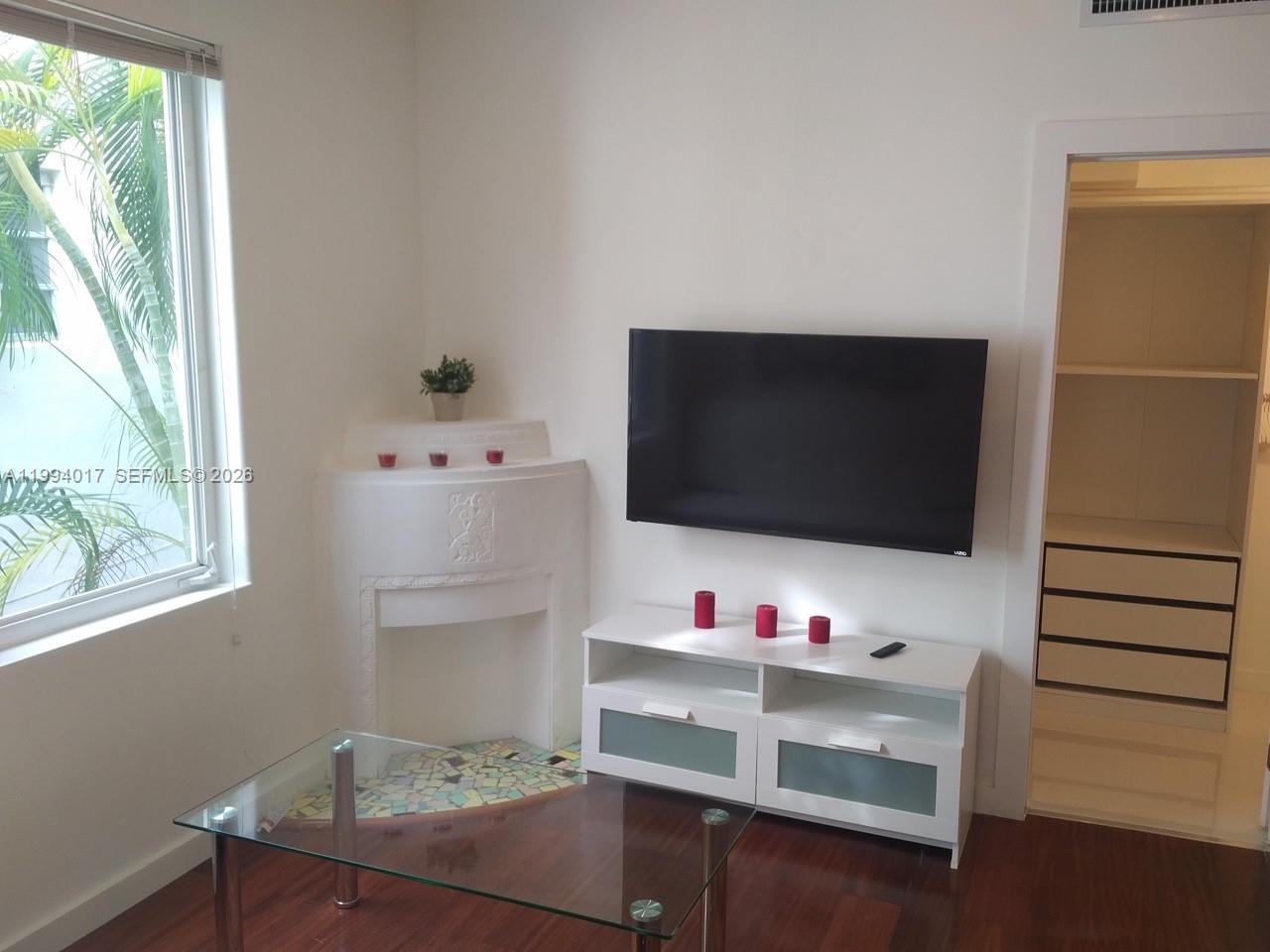 JEFFERSON PLACE CONDO - Residential Lease