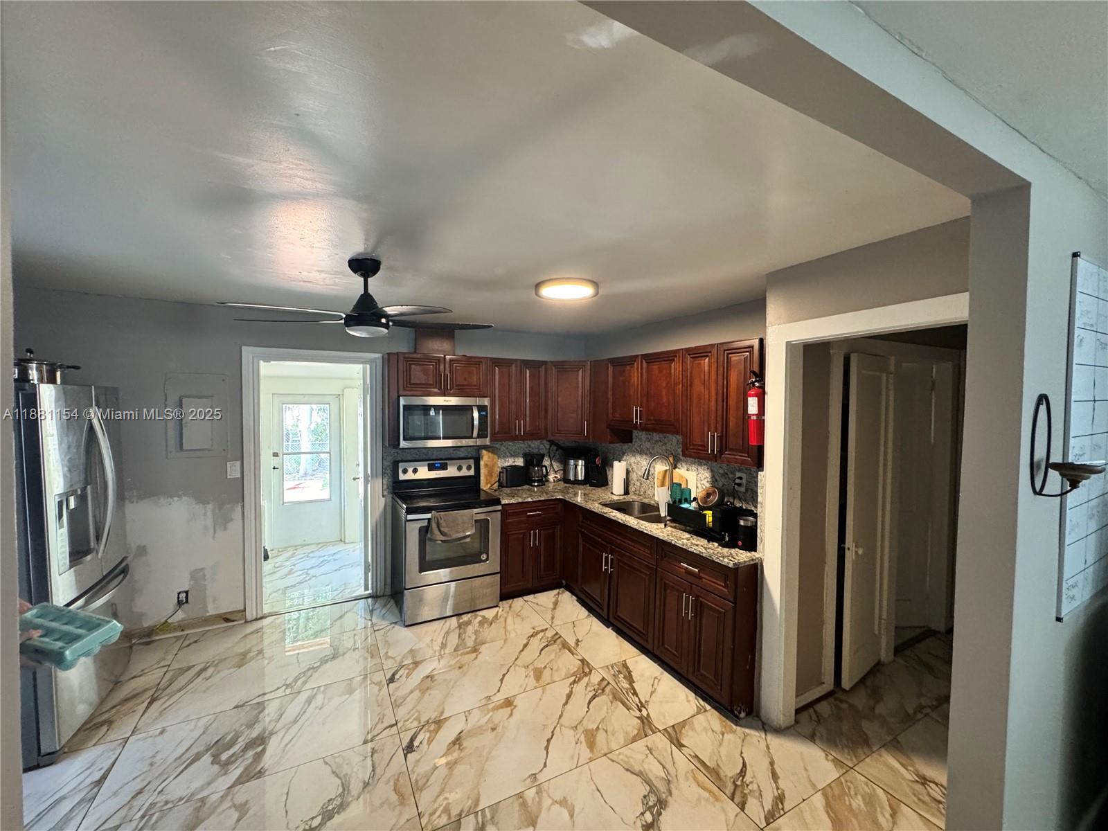 DELRAY MANOR ADD - Residential