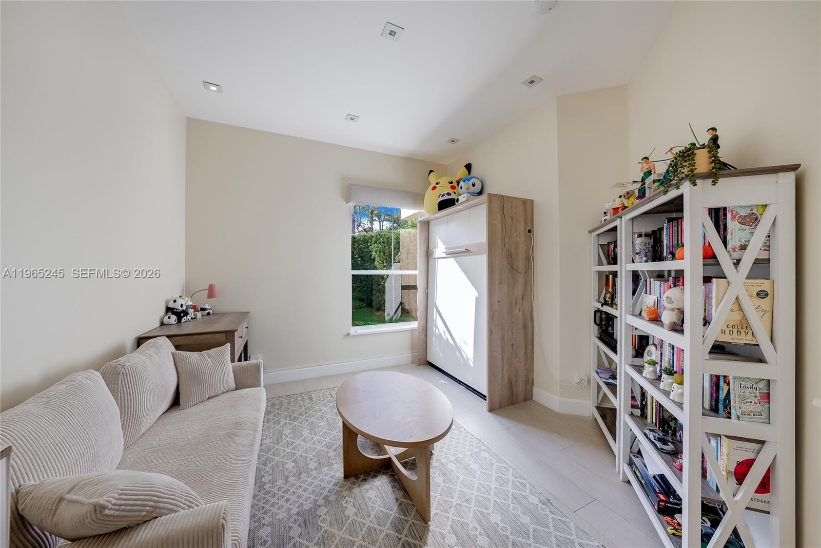 THREE ISLANDS 3RD SECTION - Residential