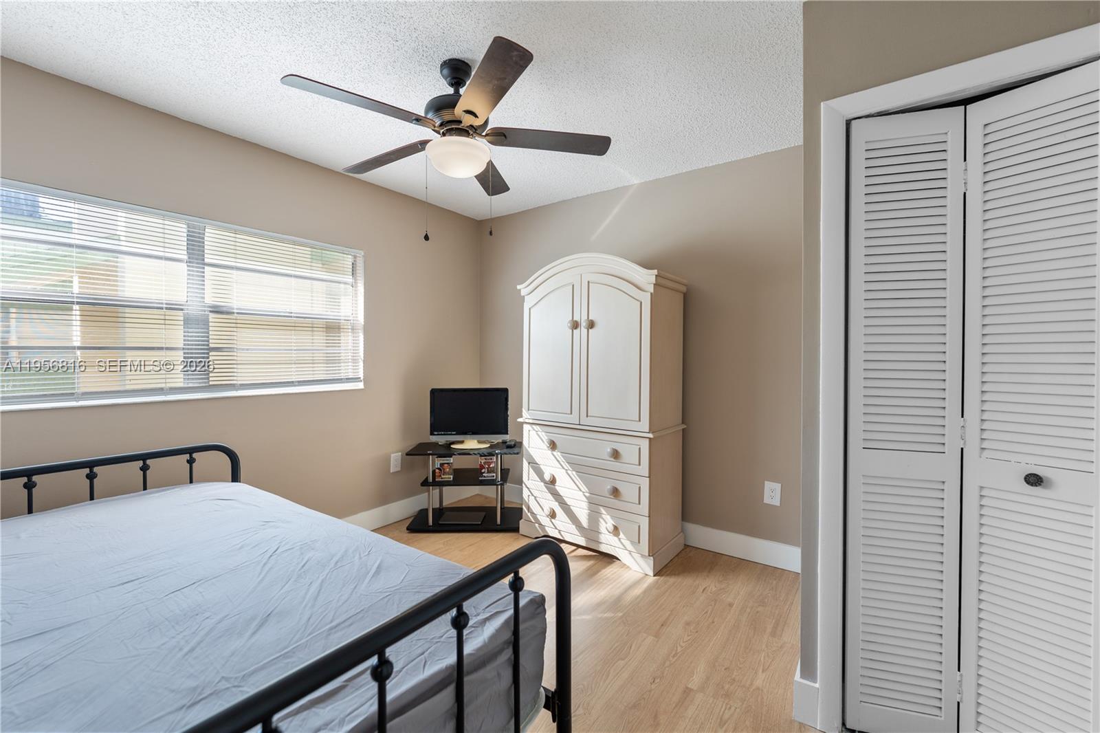 RAMBLEWOOD EAST CONDO - Residential