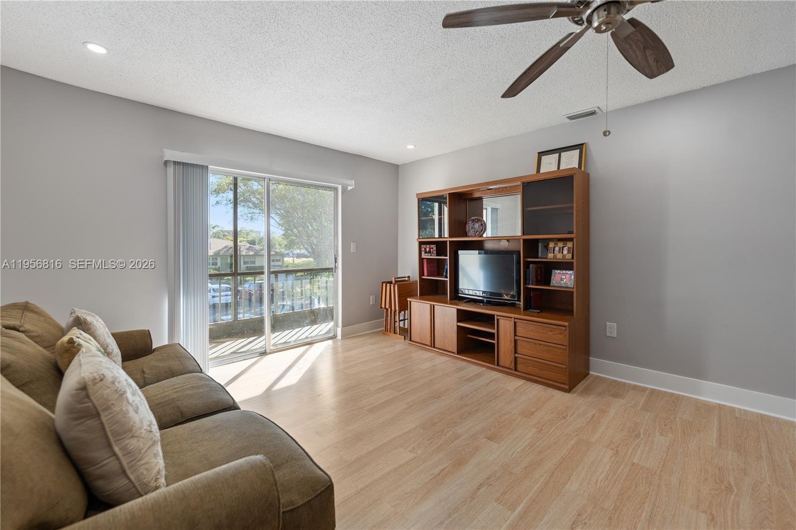 RAMBLEWOOD EAST CONDO - Residential