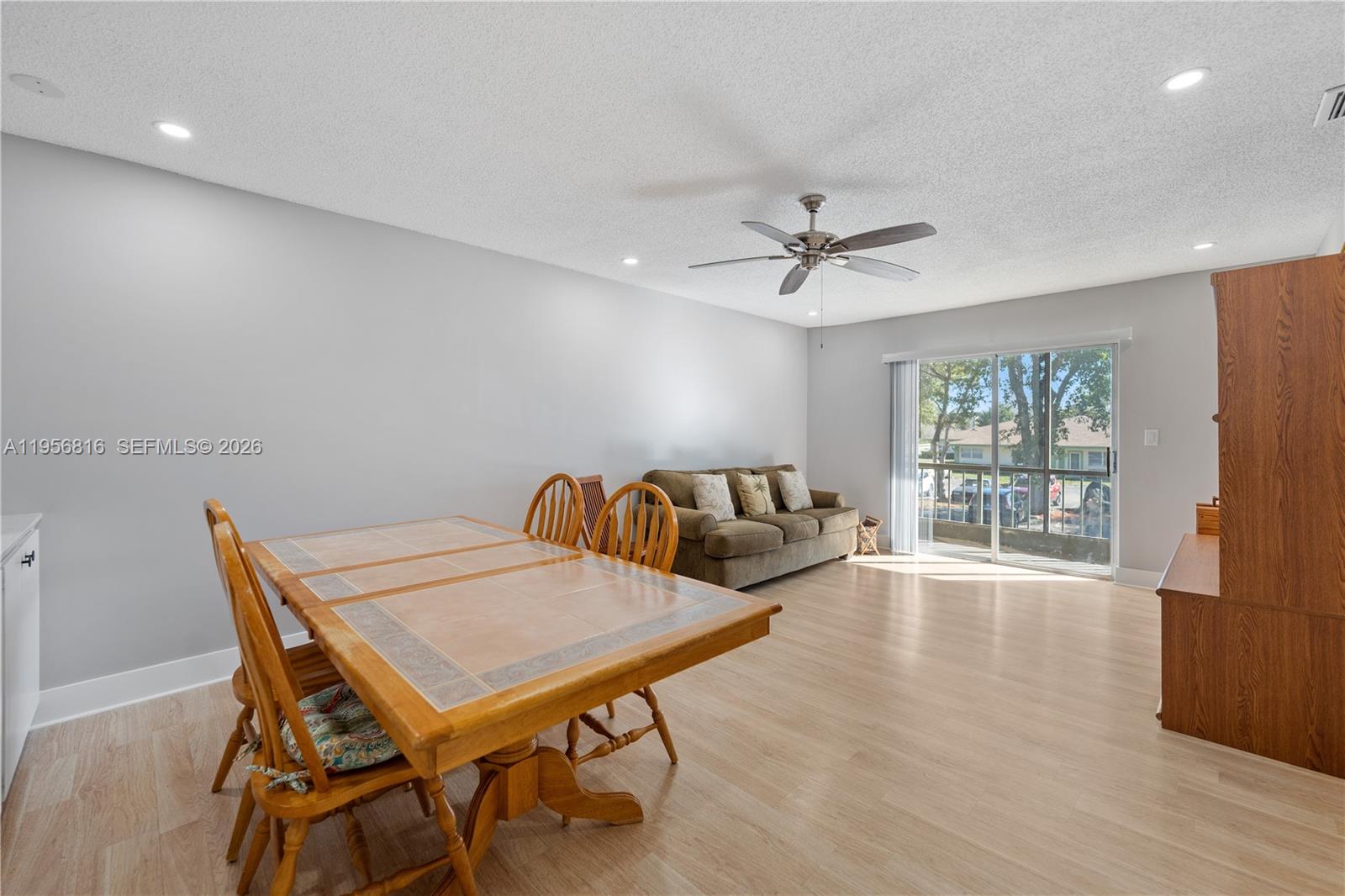 RAMBLEWOOD EAST CONDO - Residential