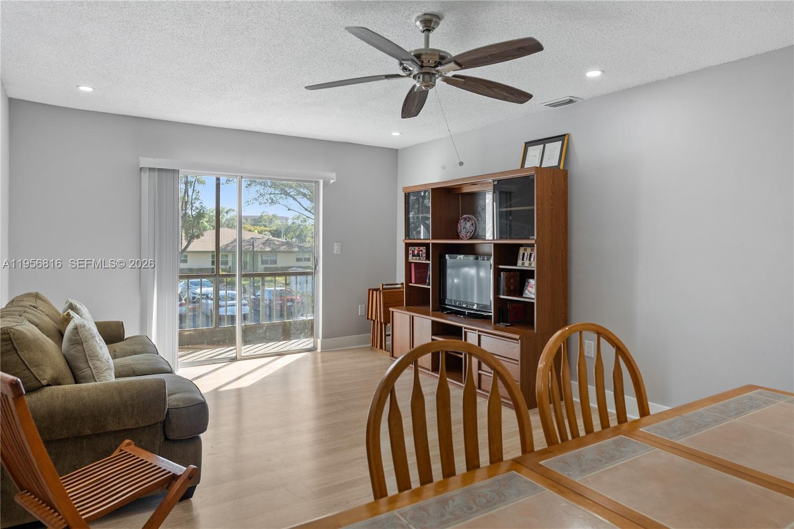 RAMBLEWOOD EAST CONDO - Residential