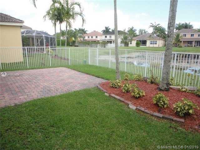 SECTOR 2-PARCELS 12 13 14 - Residential Lease