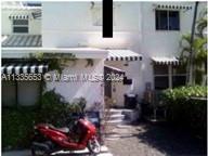 2811 Indian Creek Dr
