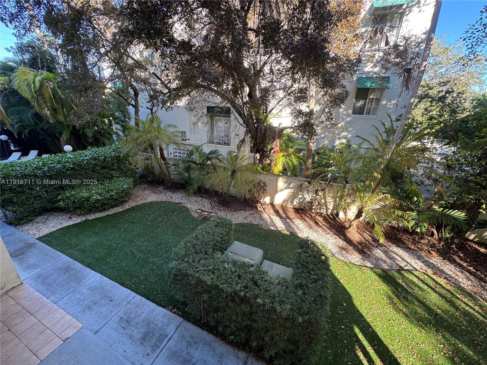 SUNSET POINT CONDO - Residential Lease