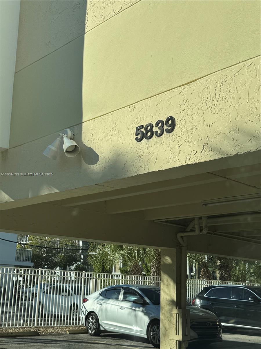 SUNSET POINT CONDO - Residential Lease