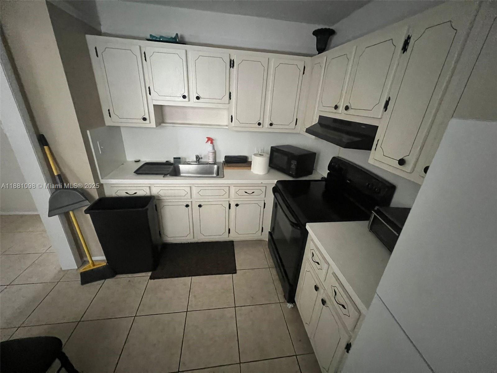 PARK SOUTH TWO INC CONDO - Residential Lease