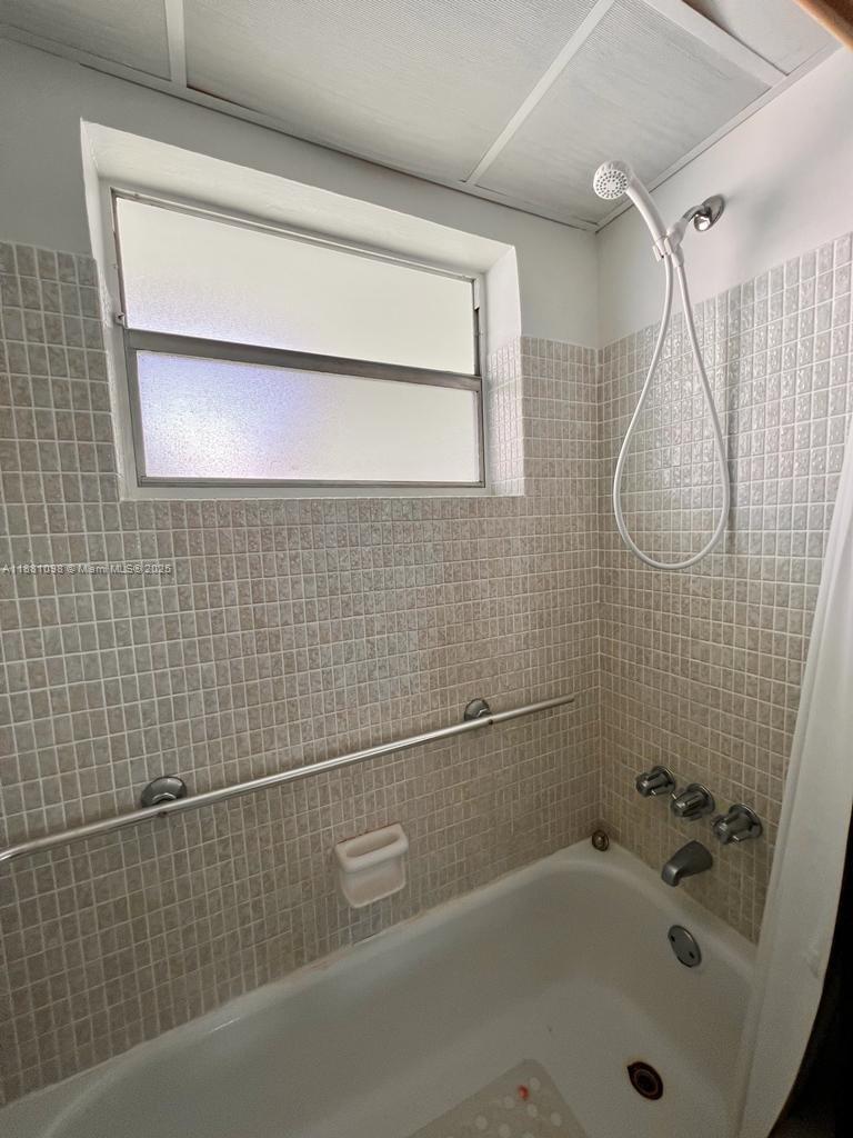 PARK SOUTH TWO INC CONDO - Residential Lease