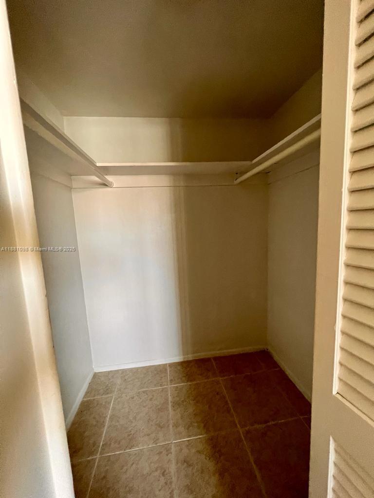 PARK SOUTH TWO INC CONDO - Residential Lease
