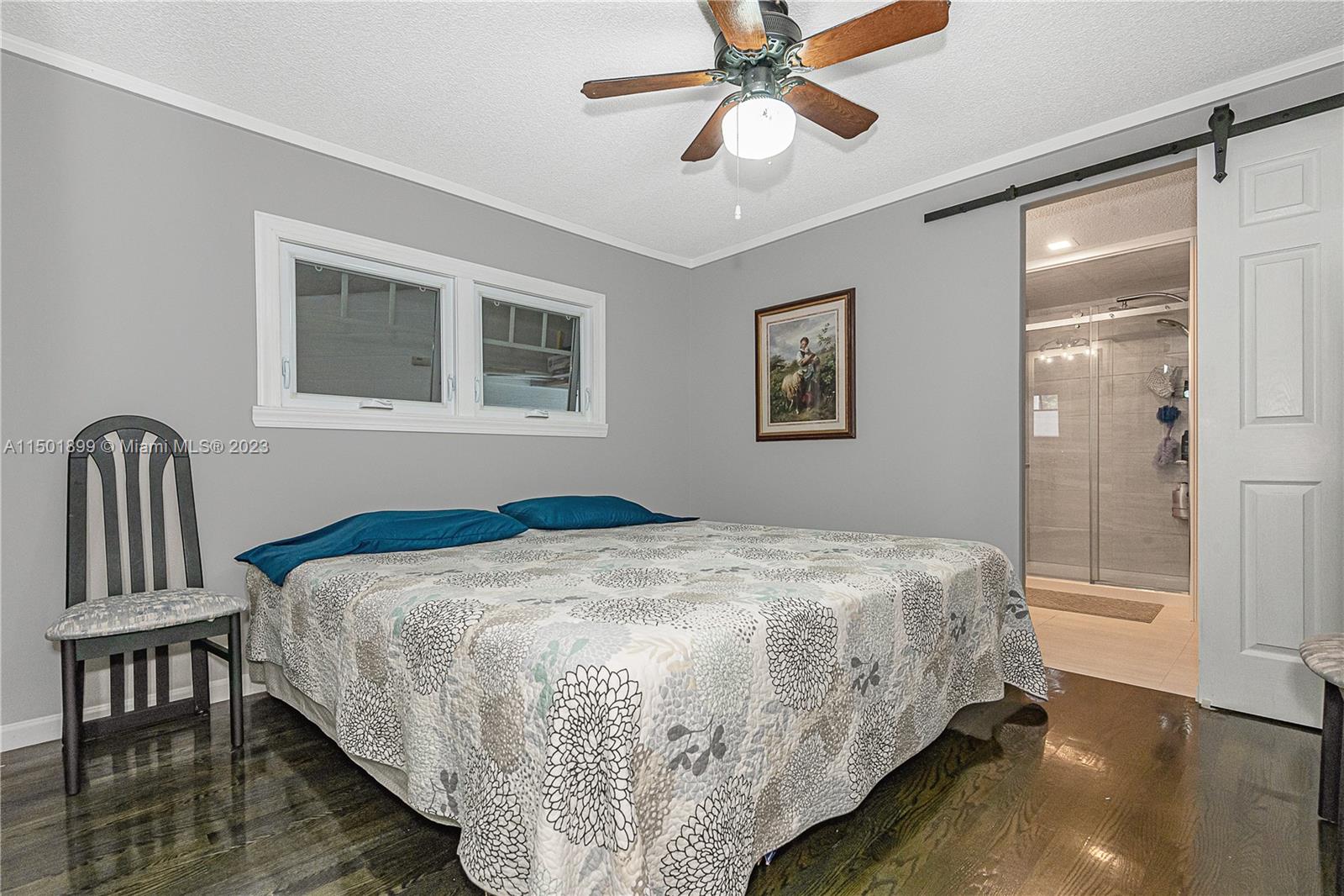 SUNSET LAKE PARK - Residential