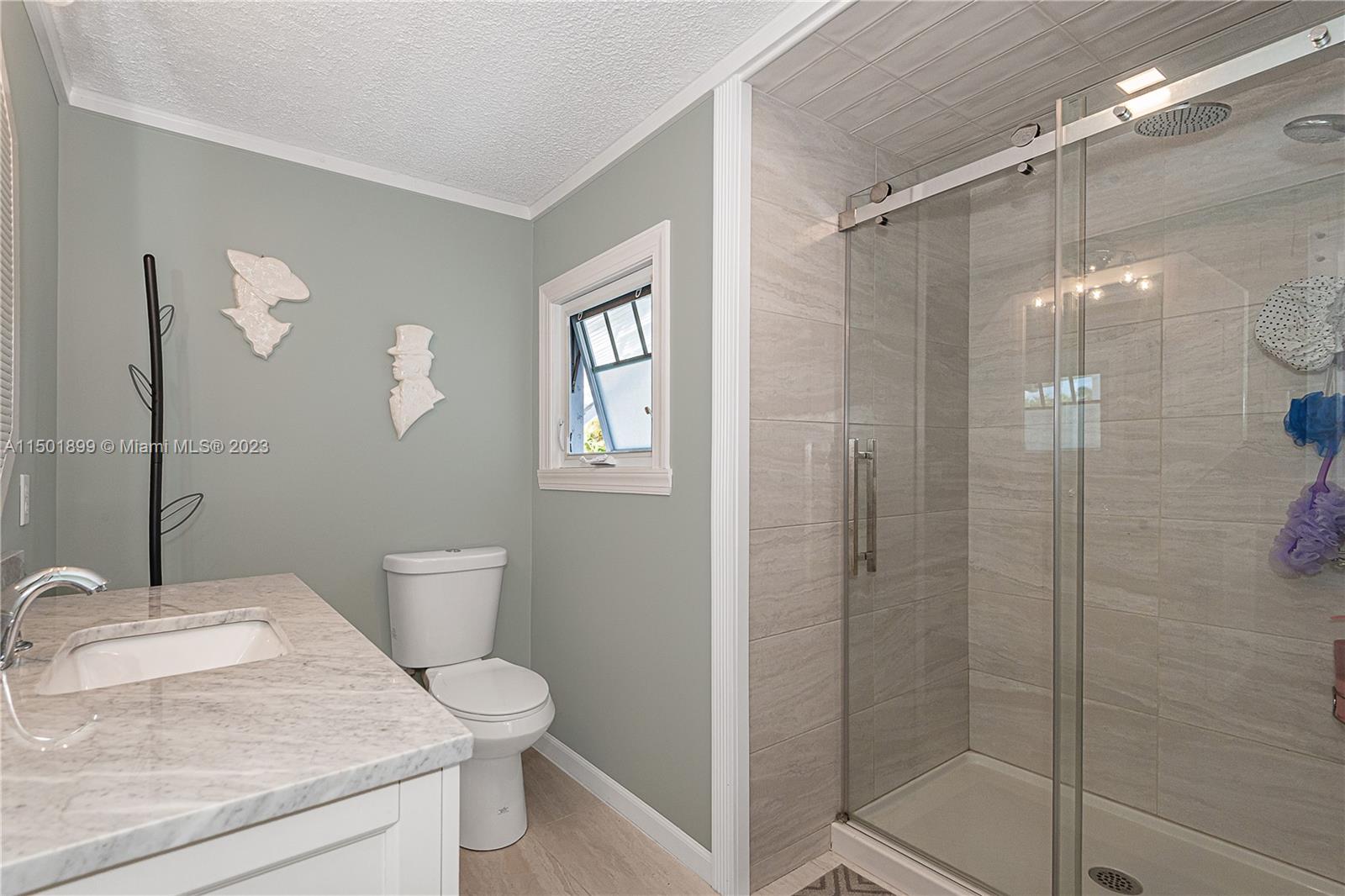 SUNSET LAKE PARK - Residential