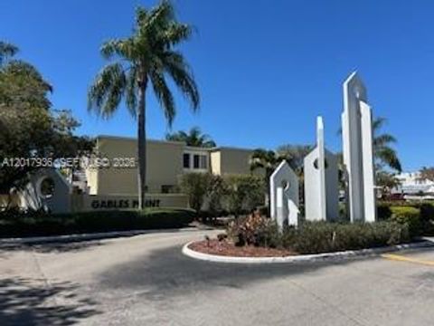 6845 SW 45th Ln 1 Miami FL 33155