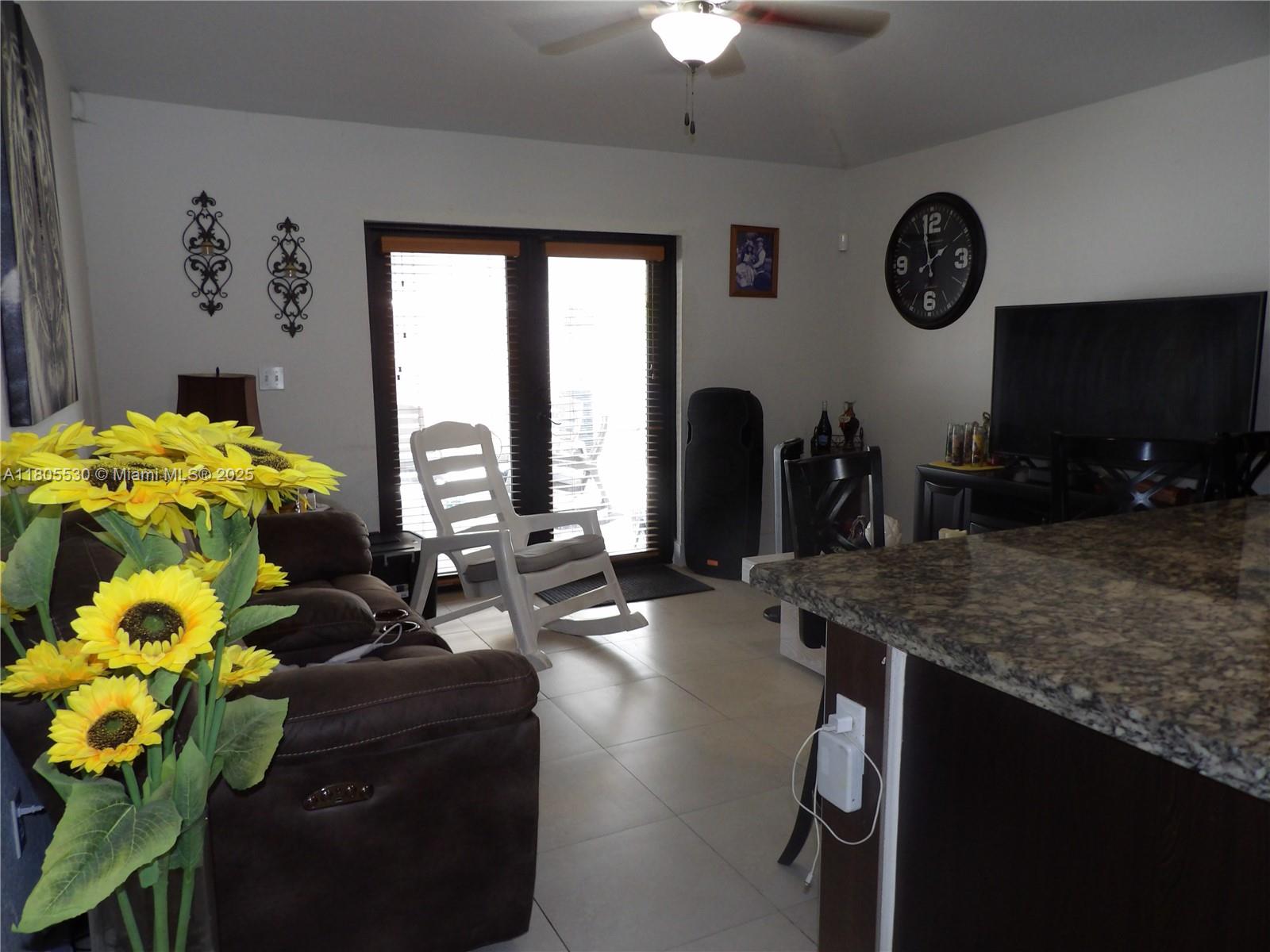 FLAMINGO PARK - Residential