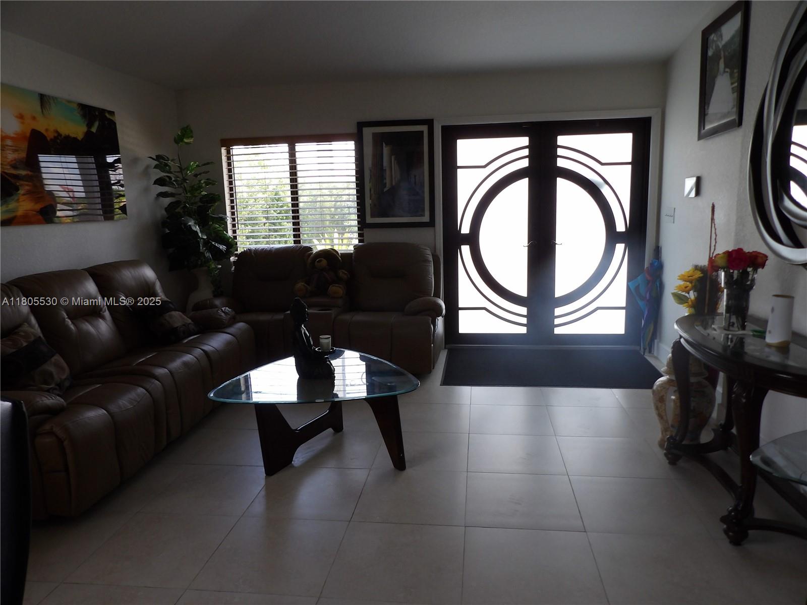 FLAMINGO PARK - Residential