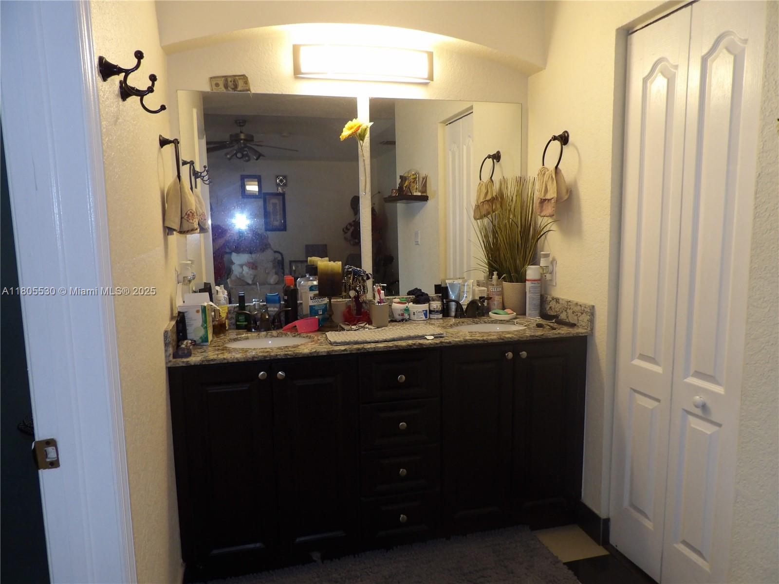 FLAMINGO PARK - Residential