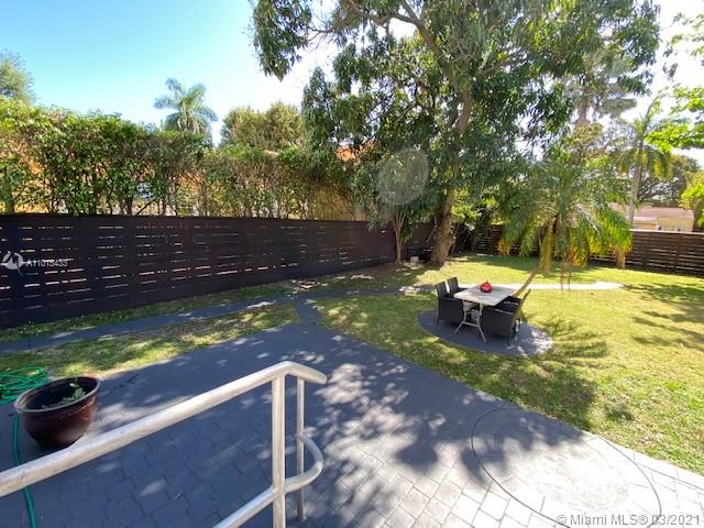 BRICKELL ESTATES - Residential