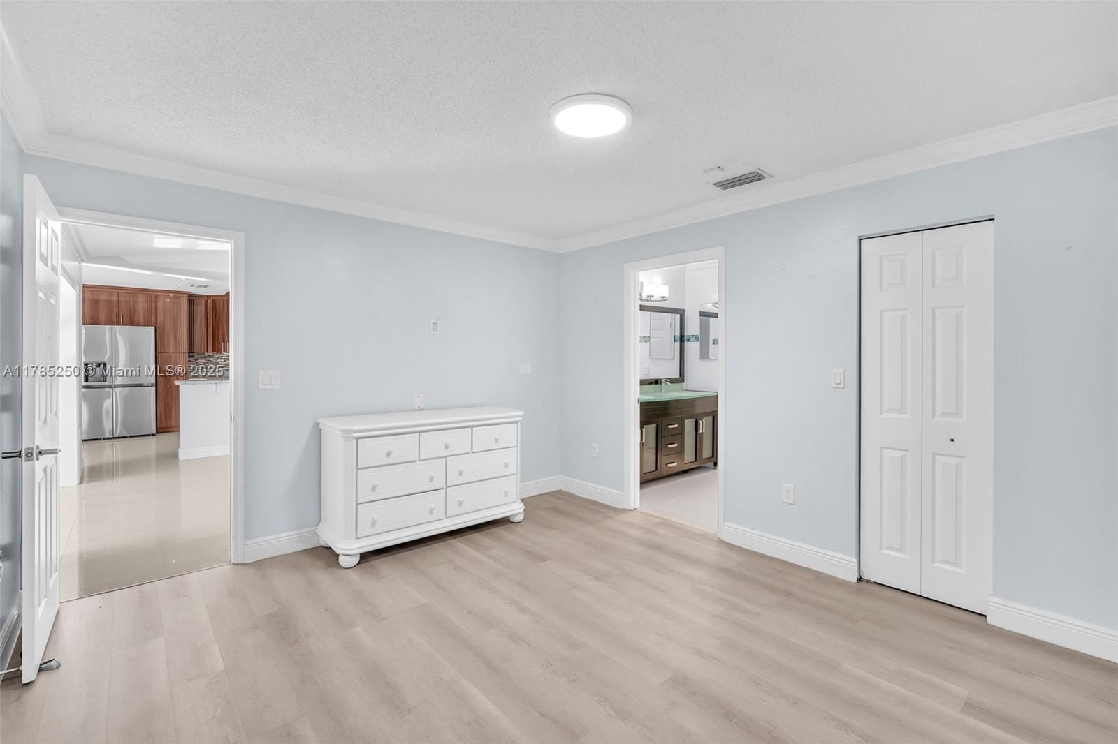 MARBELLA PARK - Residential