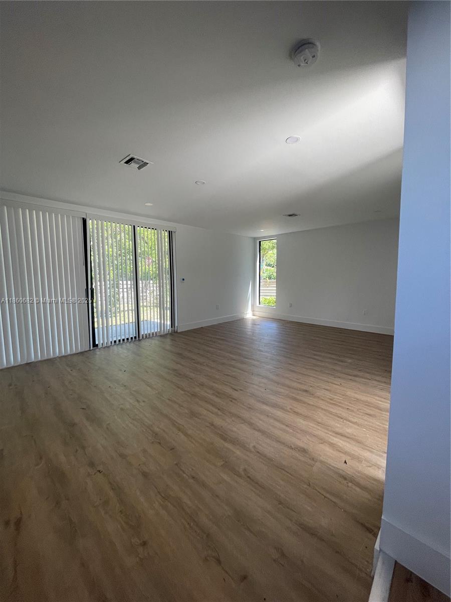 RAILWAY SHOPS ADDN 2ND AM - Residential Lease