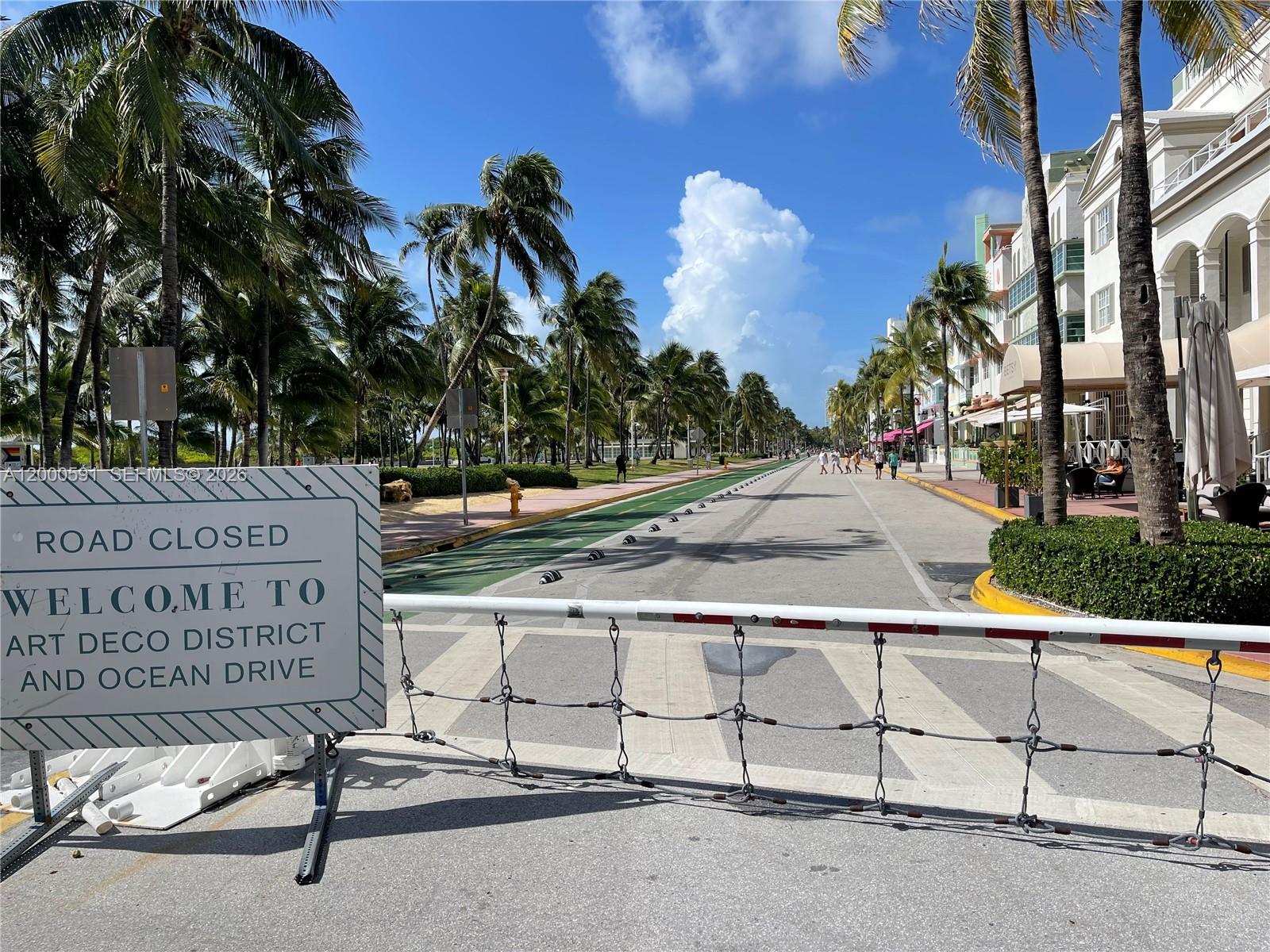 THE DRAKE CONDO - Residential Lease