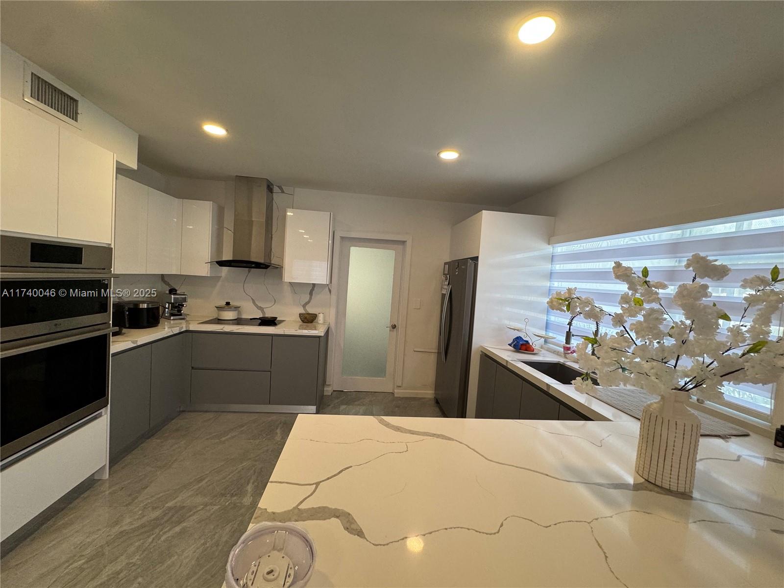 PL OF NORTH HAVEN - Residential