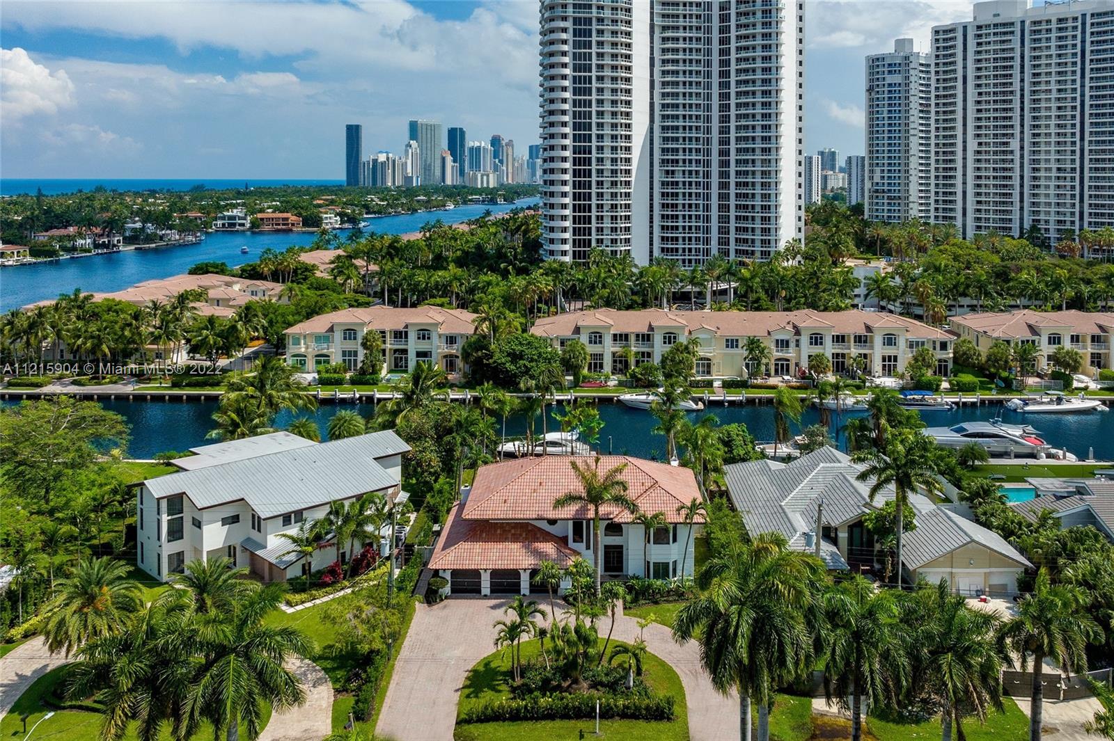 GOLDEN ISLES ESTATES FIRS - Residential