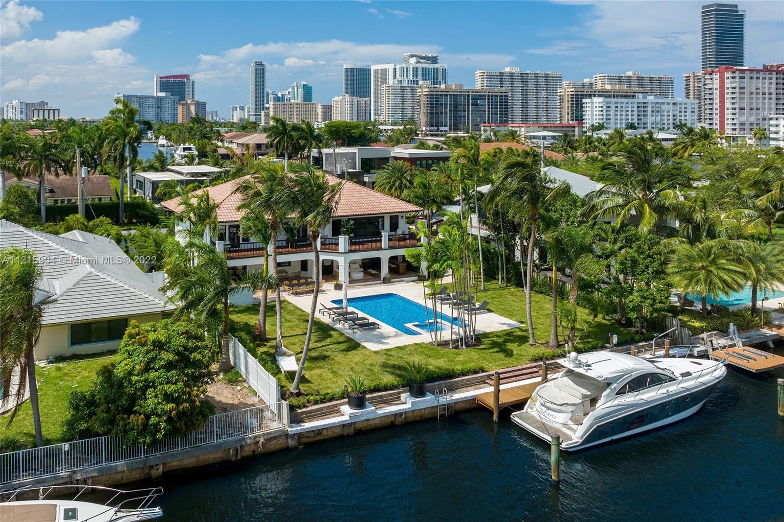 GOLDEN ISLES ESTATES FIRS - Residential