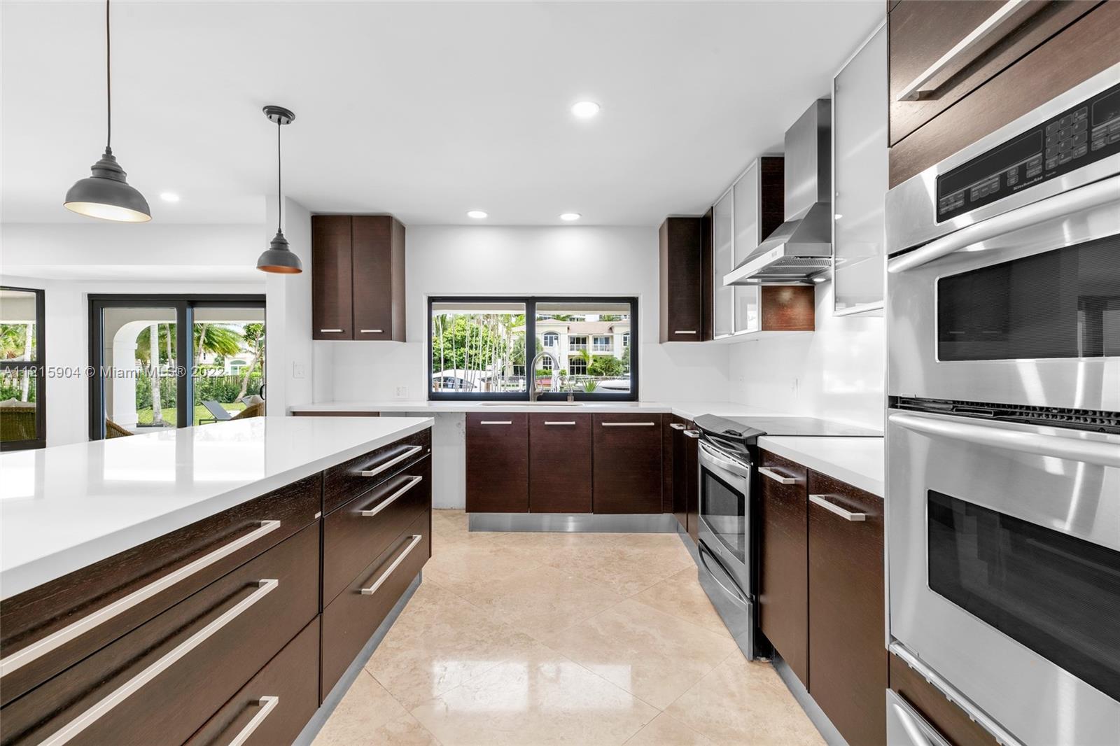 GOLDEN ISLES ESTATES FIRS - Residential