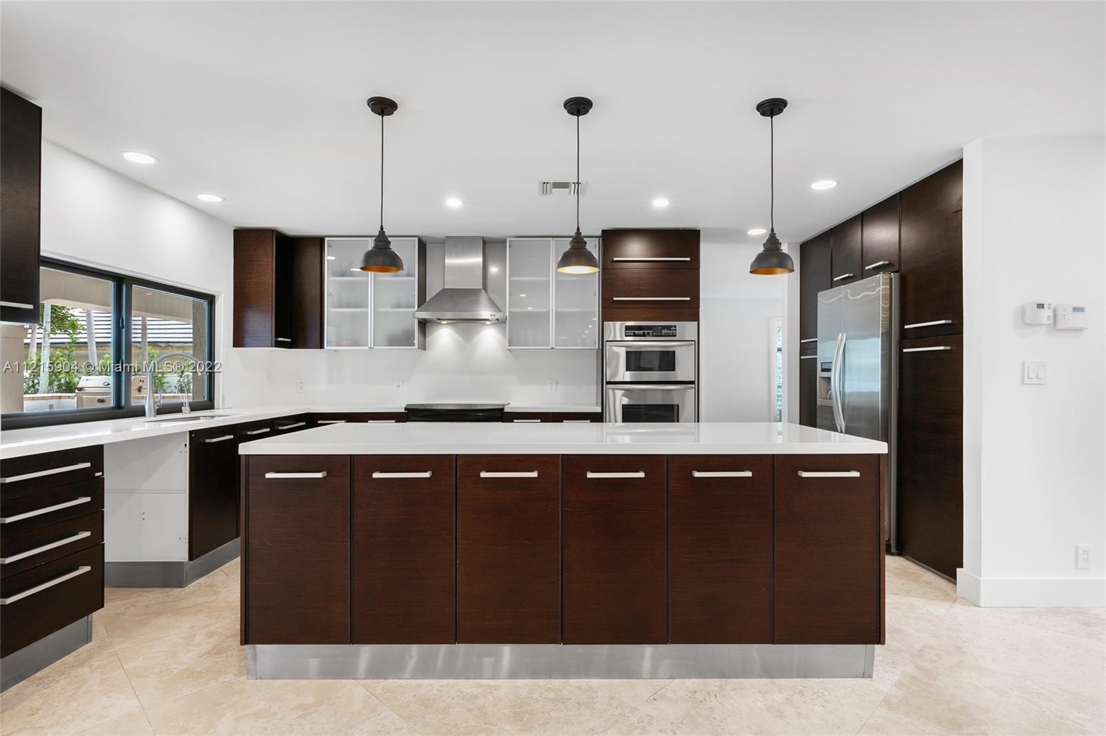 GOLDEN ISLES ESTATES FIRS - Residential