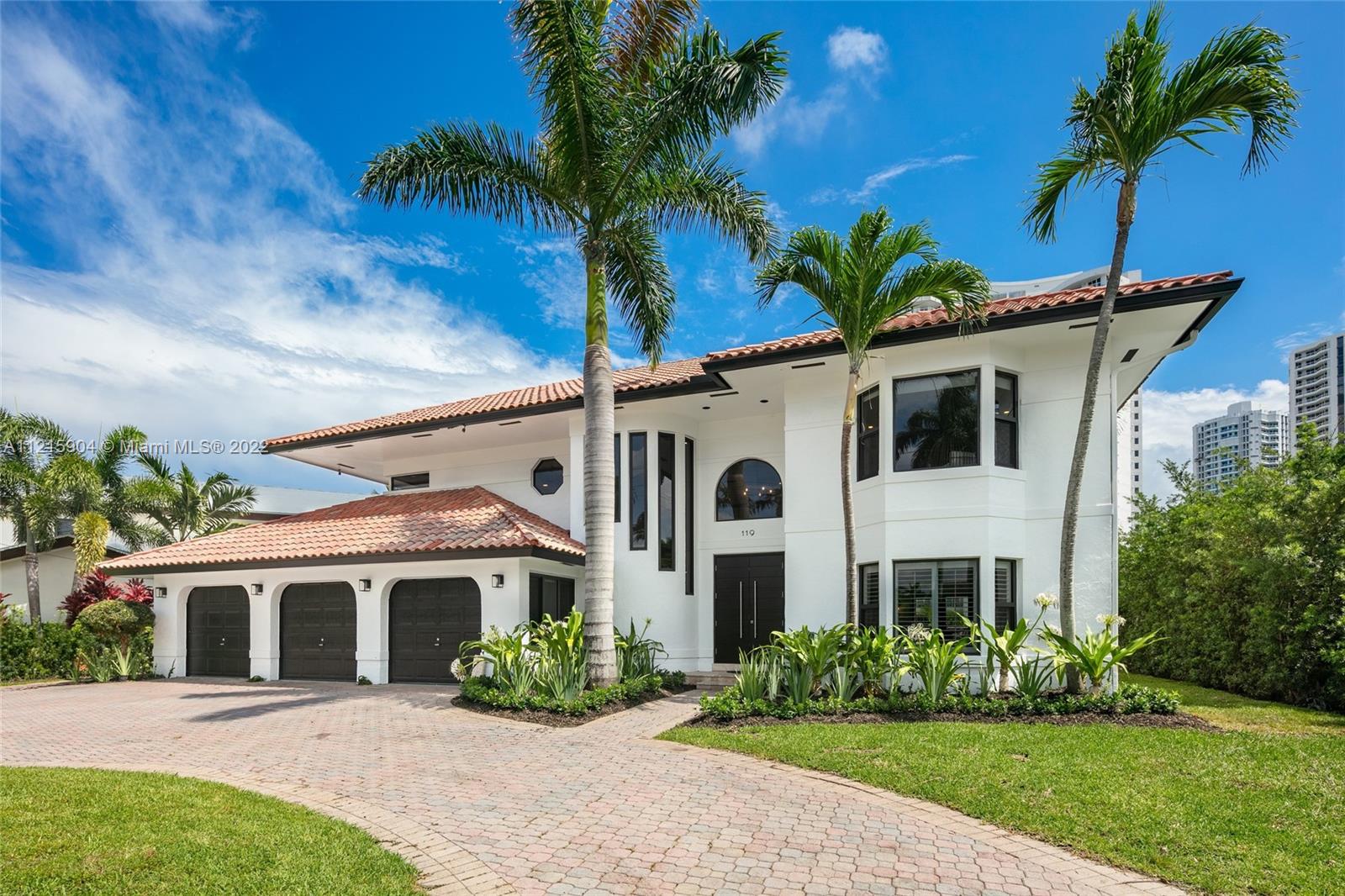 GOLDEN ISLES ESTATES FIRS - Residential