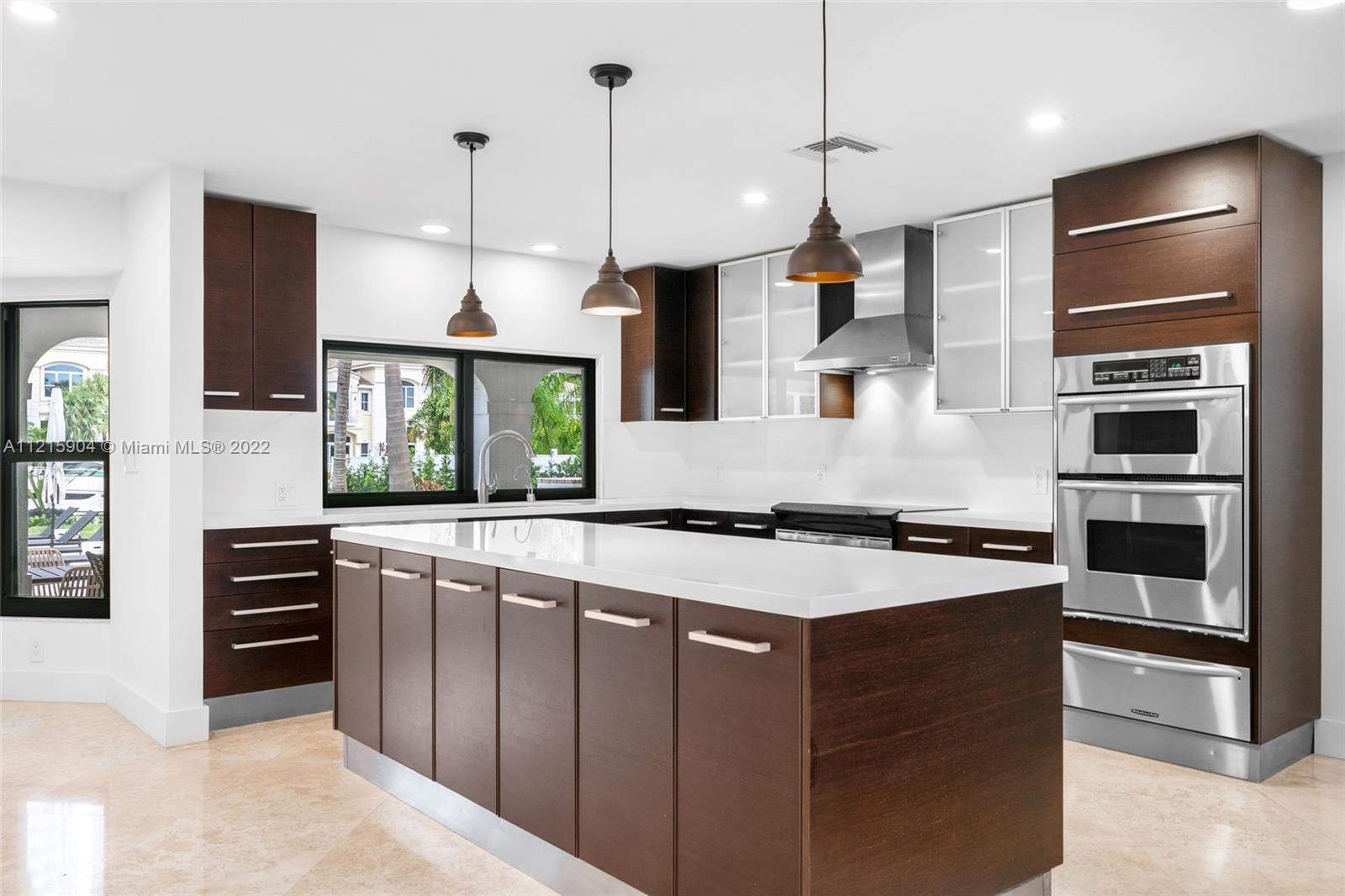 GOLDEN ISLES ESTATES FIRS - Residential