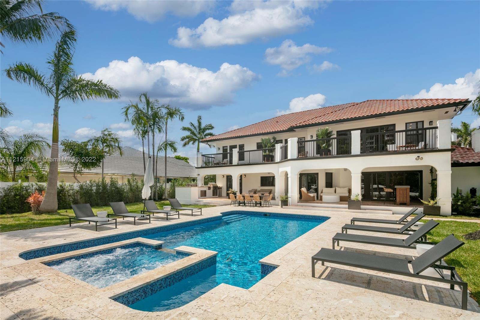 GOLDEN ISLES ESTATES FIRS - Residential