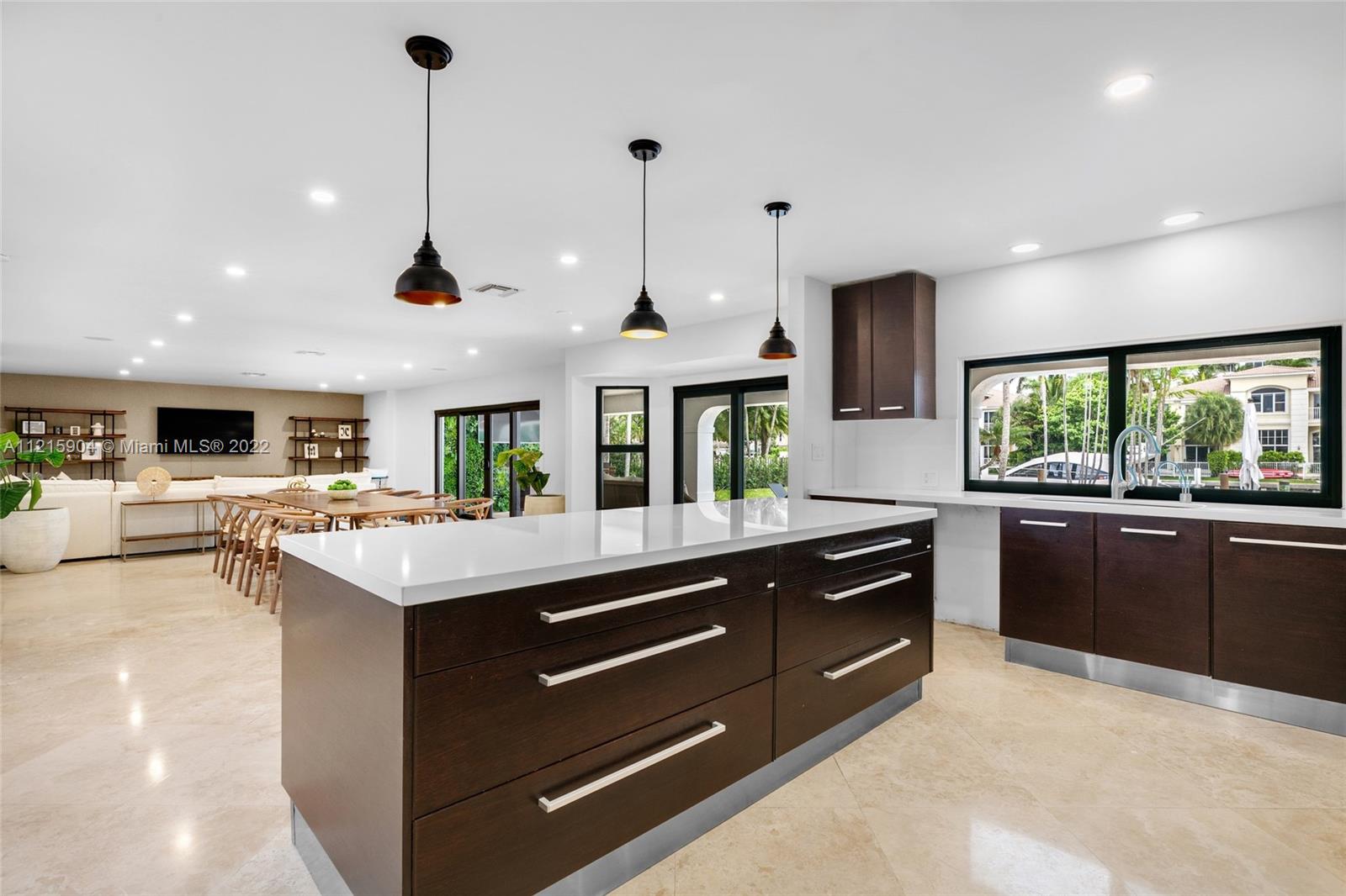 GOLDEN ISLES ESTATES FIRS - Residential