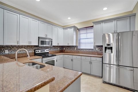 Tiny photo for 1033 NE 17th Way #1201, Fort Lauderdale, FL 33304 (MLS # A12007729)