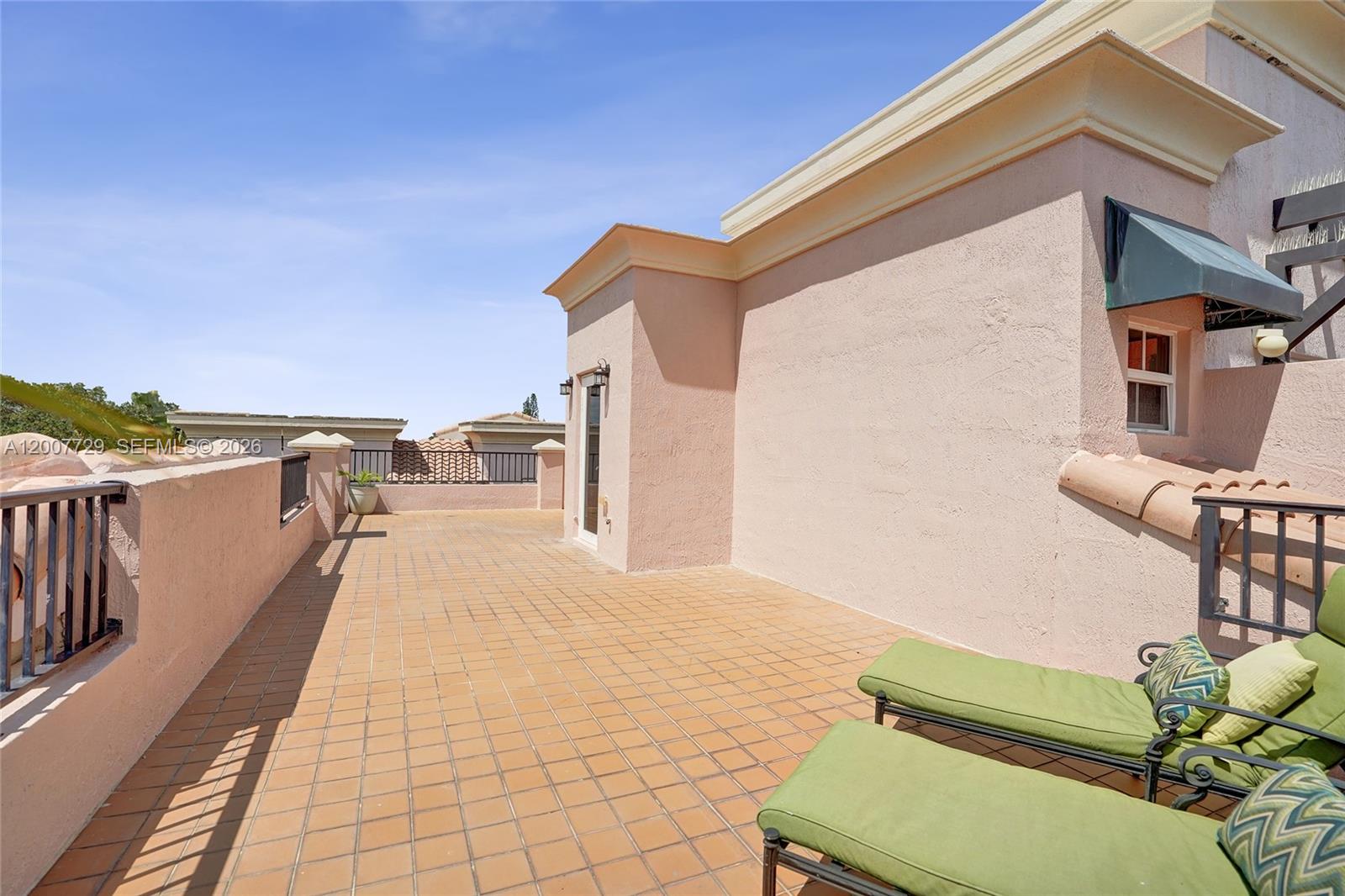 VILLA MEDICI CONDO - Residential