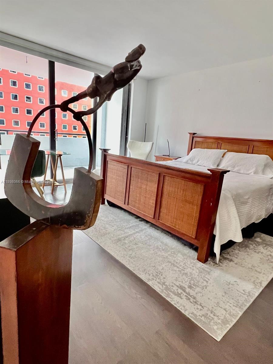 VILLA REGINA CONDO - Residential