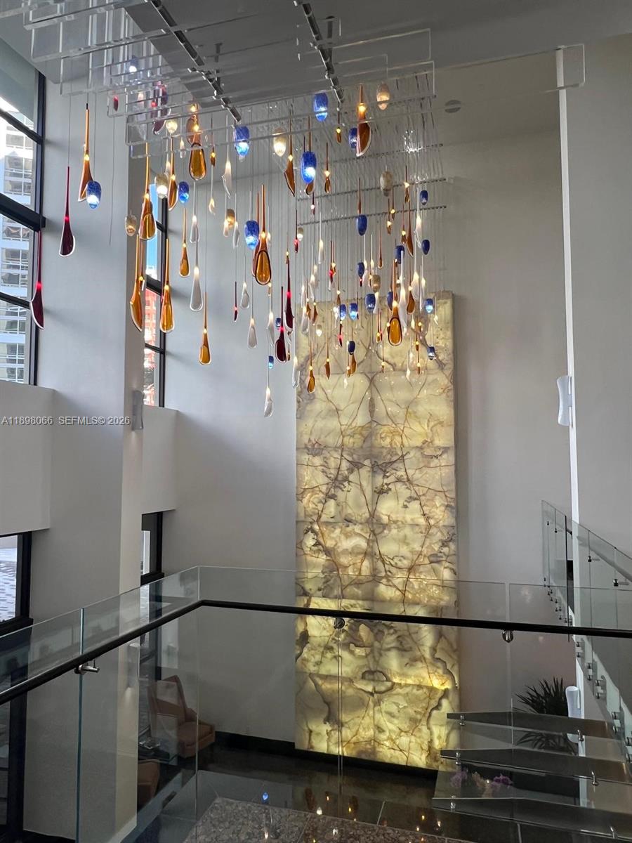 VILLA REGINA CONDO - Residential