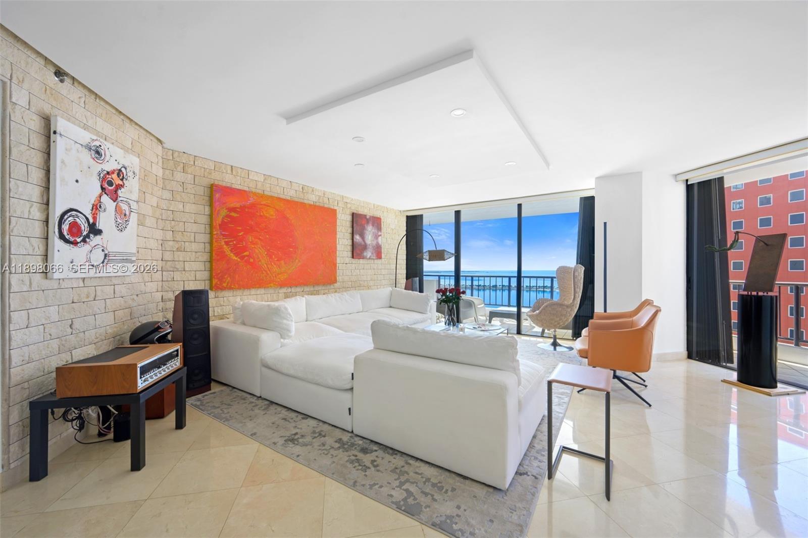 1581 Brickell Ave 2005