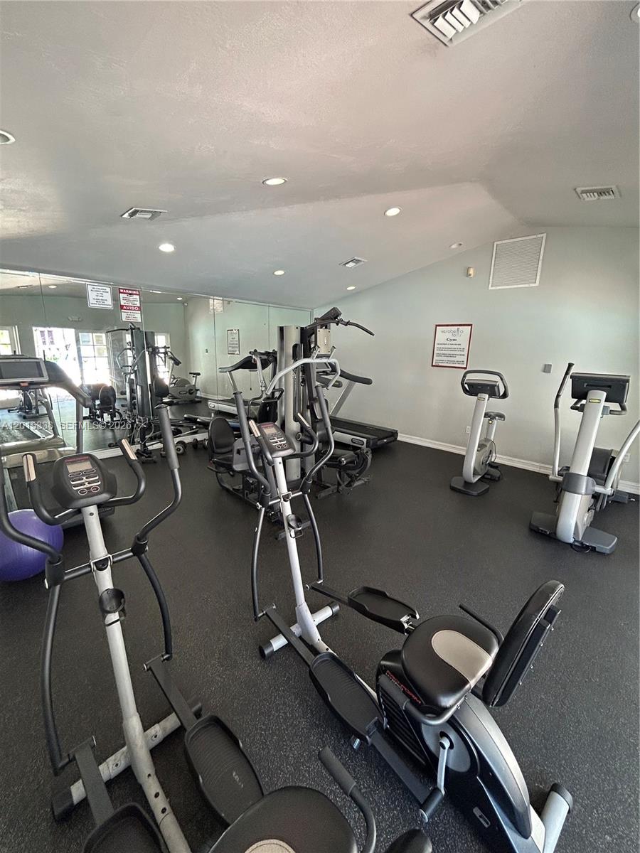 VERABELLA FALLS CONDO - Residential Lease