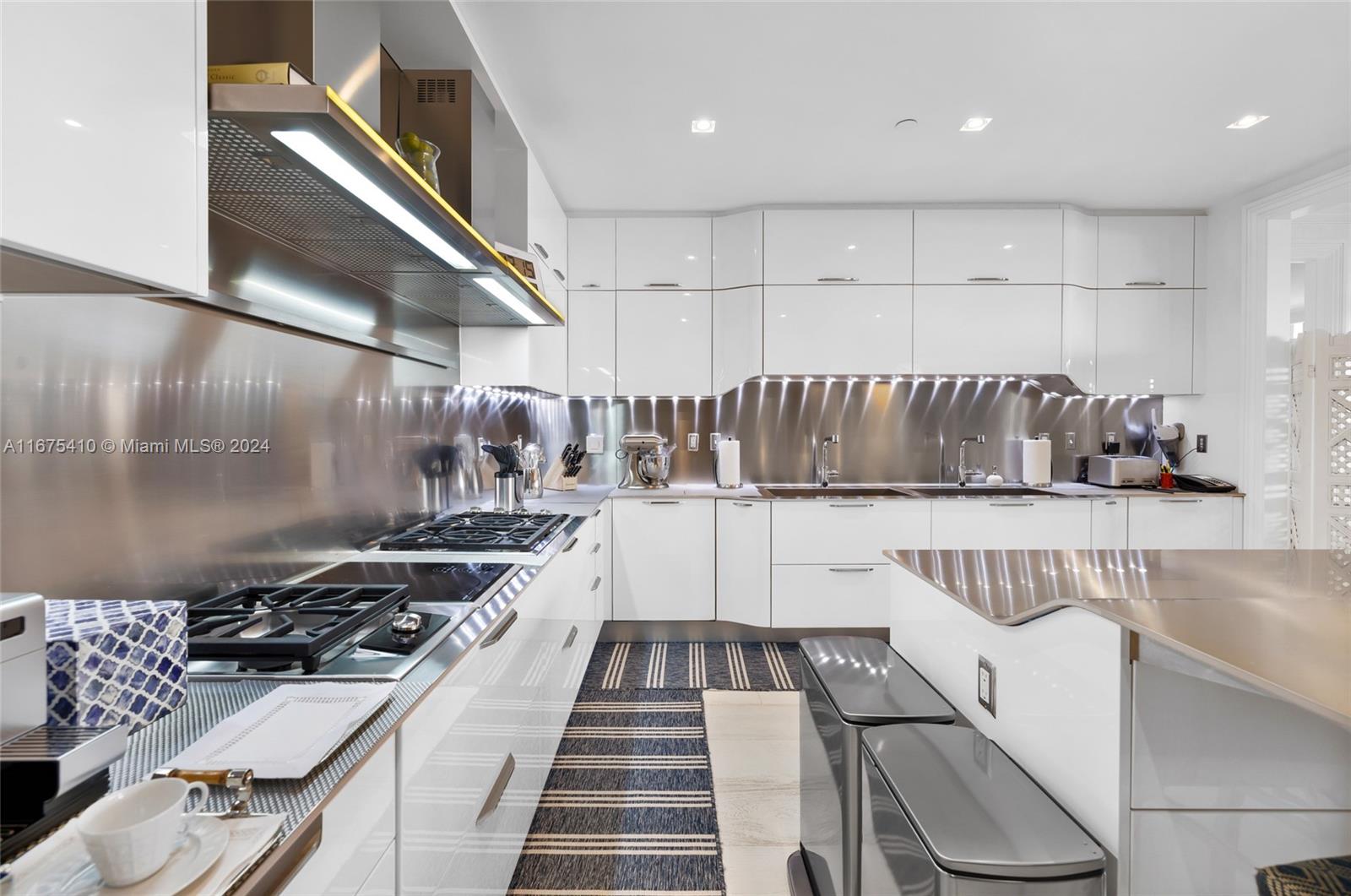 BAL HARBOUR NORTH SOUTH C - Residential
