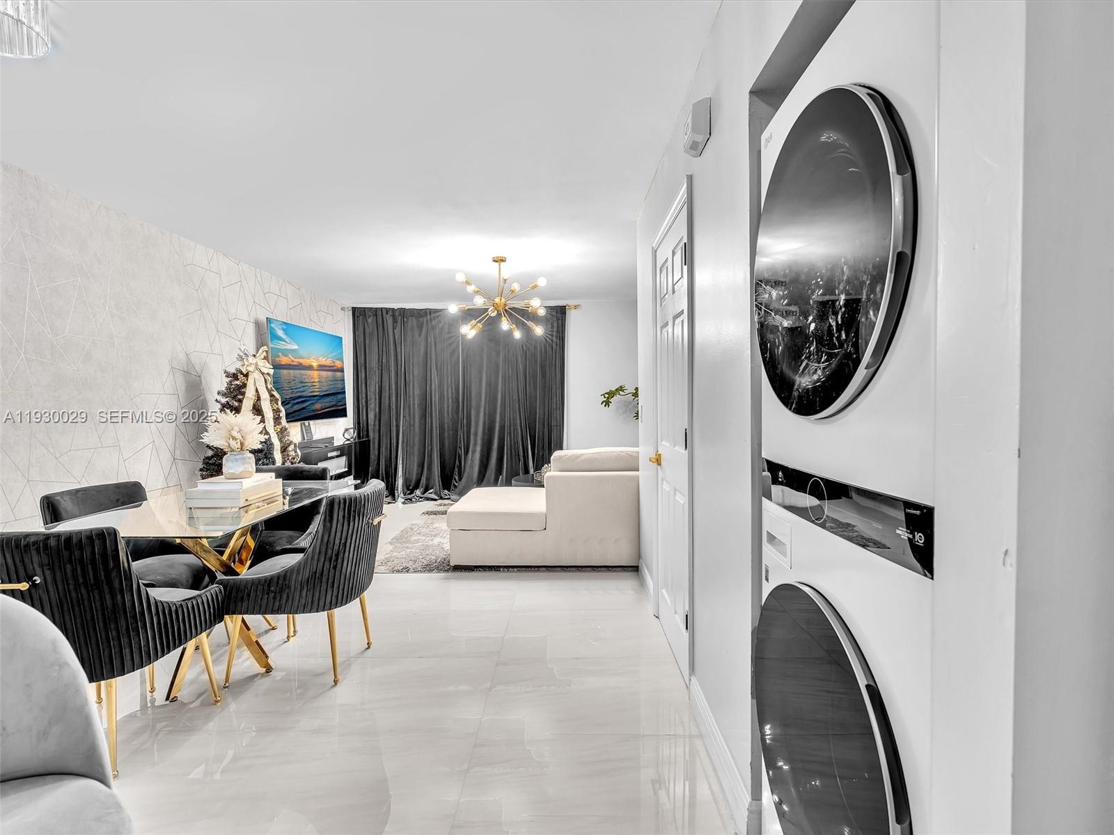 S & R OF INVERRARY - Residential Lease