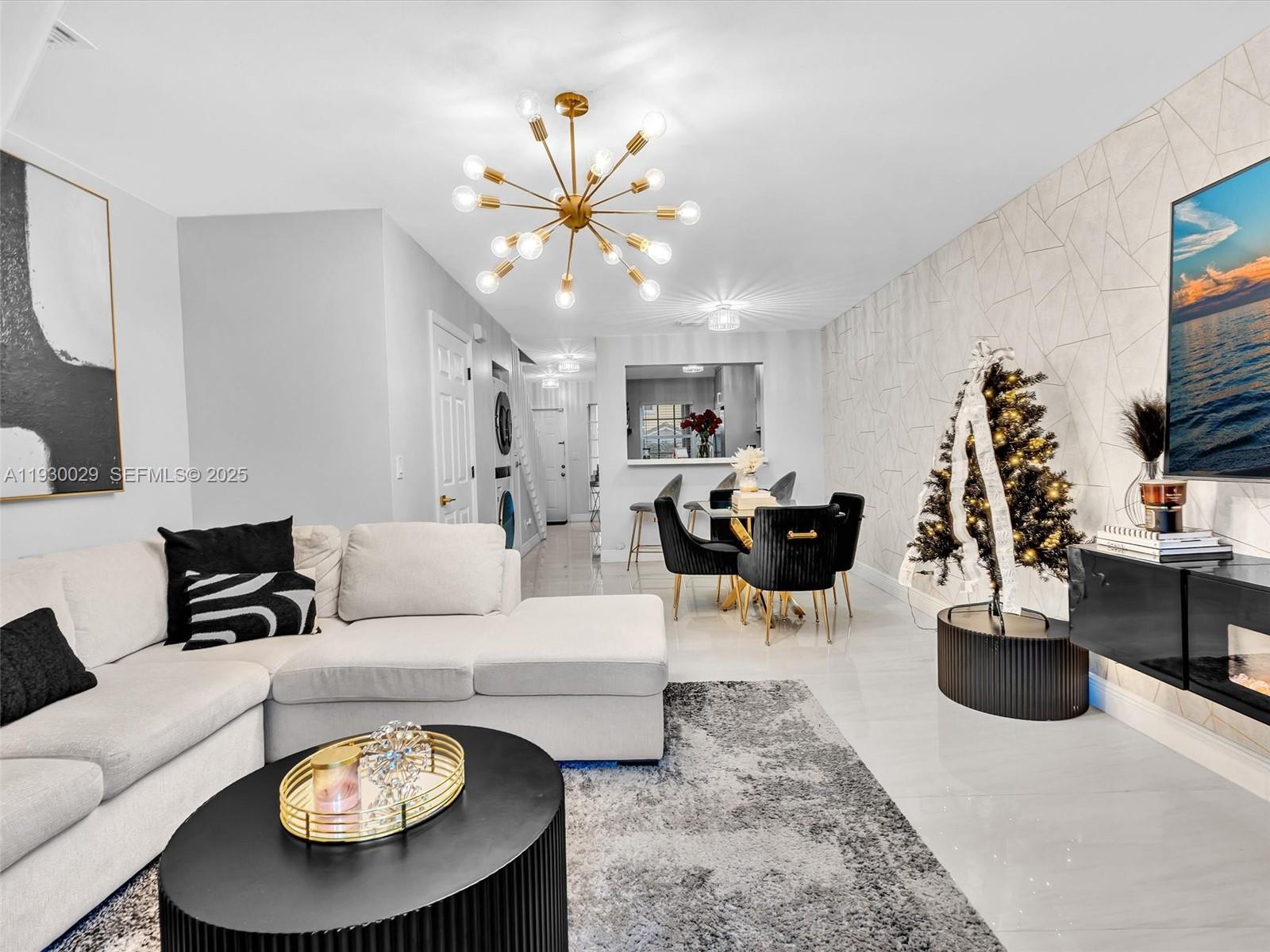 S & R OF INVERRARY - Residential Lease